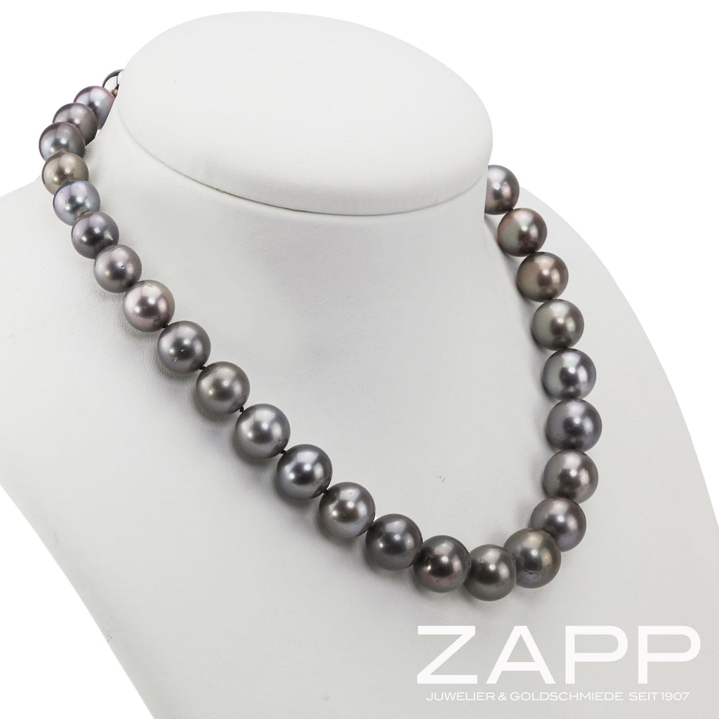 Tahitiperlenkette im Verlauf mit 585 Weissgold Verschluss