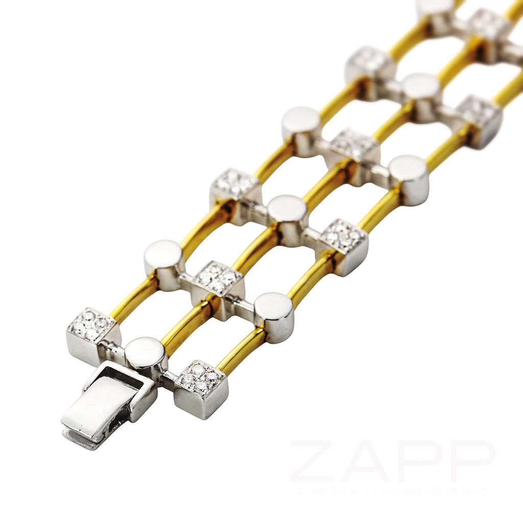 Armband aus 750 Gelbgold und Weissgold besetzt mit unzähligen Brillanten